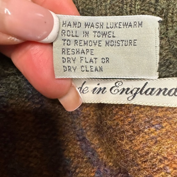 VINTAGE Christopher Hayes Sweater Mens Size M Green Red Plaid Shetland Wool. - Picture 11 of 11